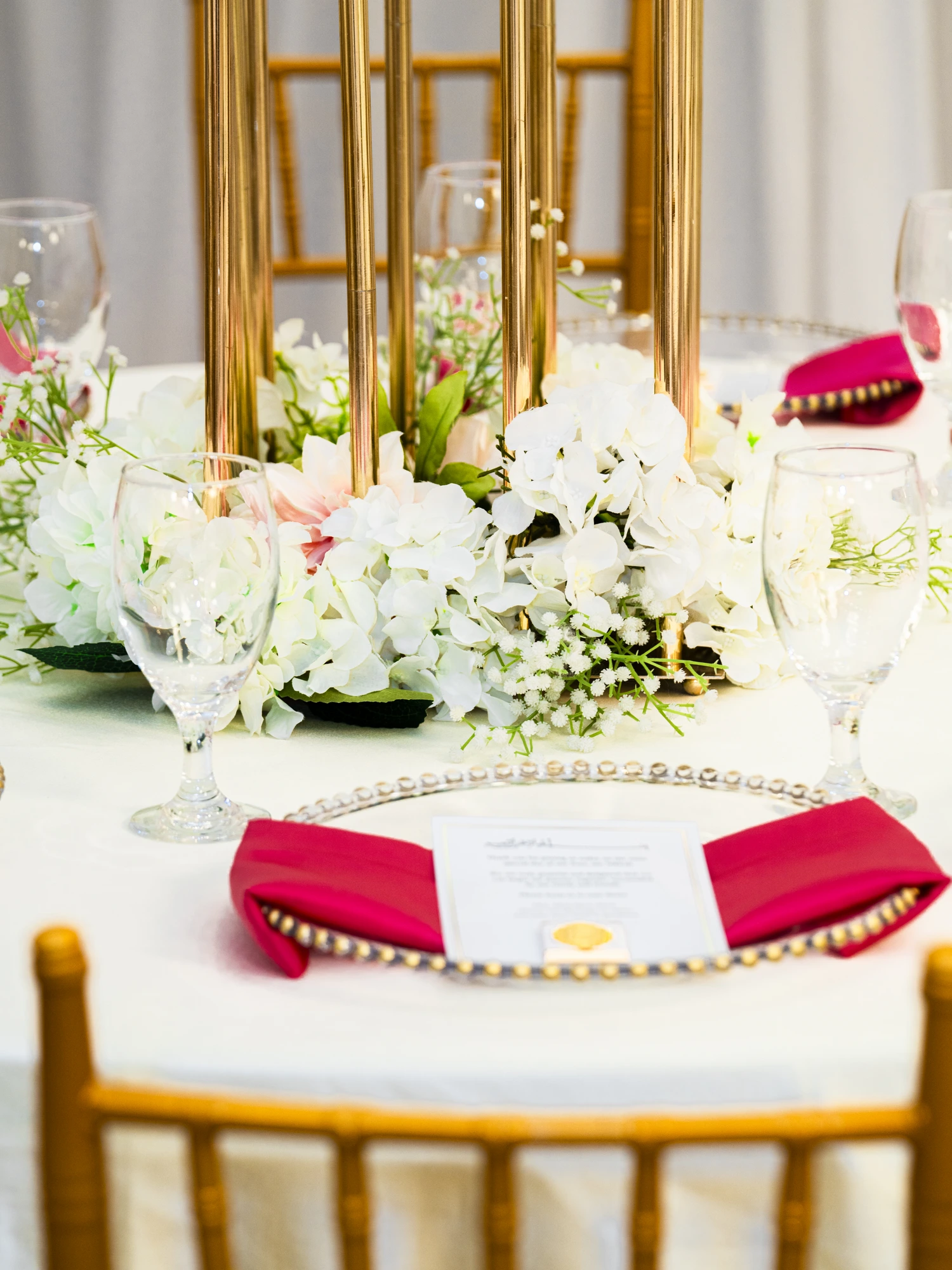 Head table with lush florals